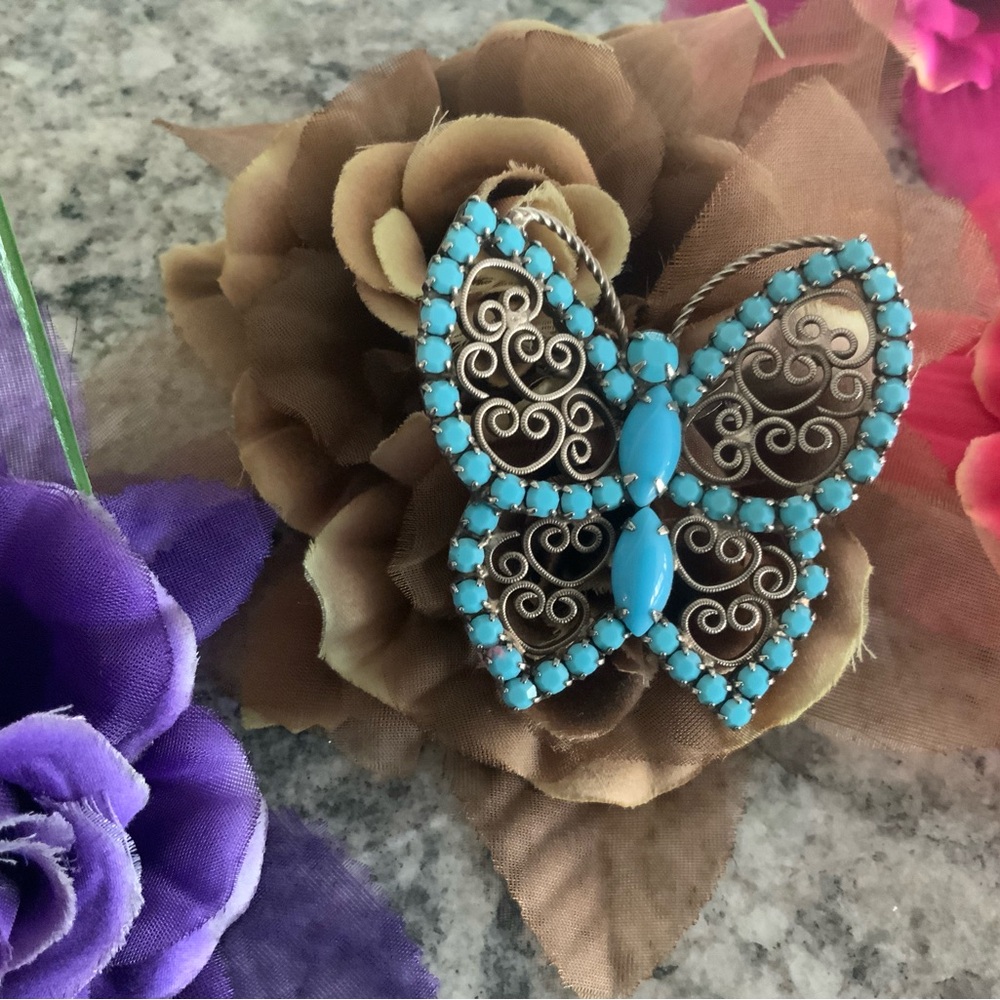 Beautiful Vintage Rare Style Turquoise Butterfly Brooch, D&E Juliana. BOOK PIECE